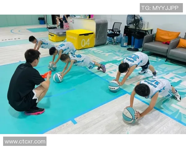 小学篮球心得分享与成长体会探讨如何在球场上锻炼身体与团队合作精神 小学篮球心得分享与成长体会探讨如何在球场上锻炼身体与团队合作精神